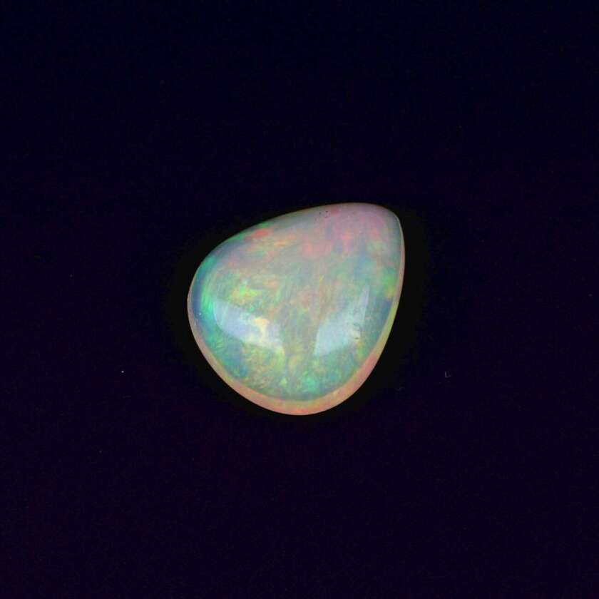 Opale Africano Naturale Taglio Goccia Cabochon ct 3.23 ref OEGQ323EP   Pietre Preziose Pietre preziose e Minerali